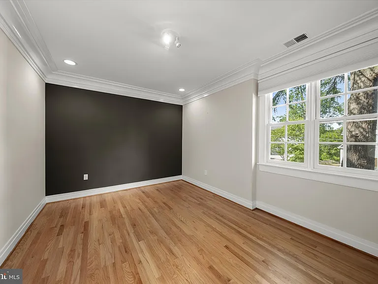 5104 Scarsdale Rd — Photo 45