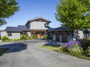 28 Shorewood Dr, Bellingham, WA 98225