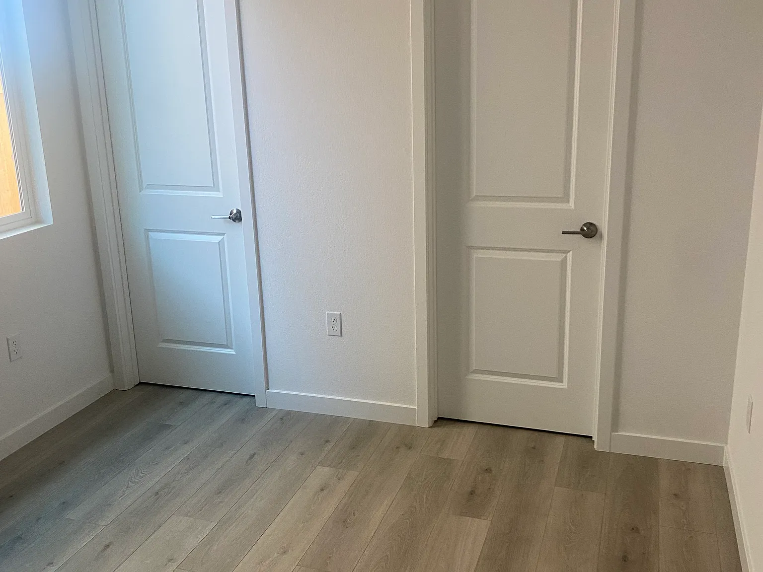 1 bed, 250 sqft, $900 — Photo 2