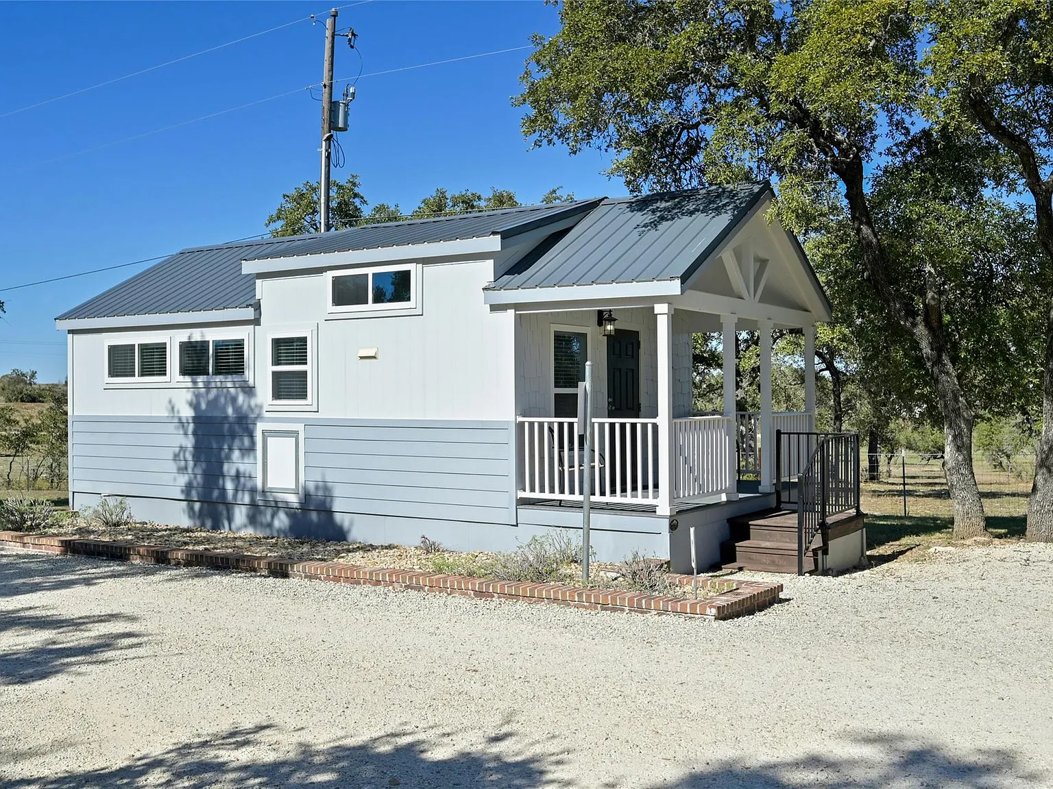 Studio, 399 sqft, $1,650 — Photo 4