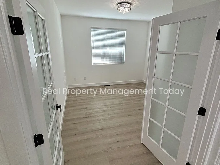 105 Lane Blvd NW — Photo 13
