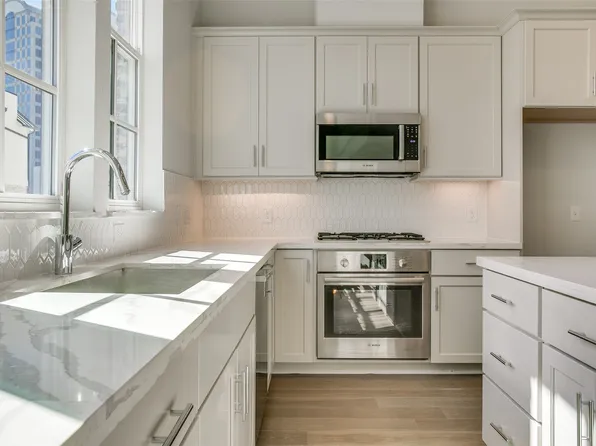 627 Baugh Dr, Irving, TX 75039