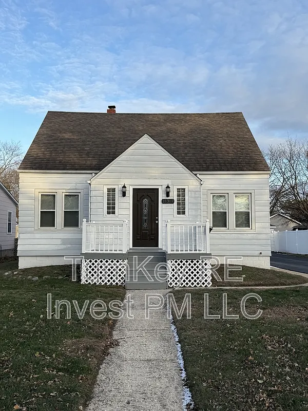 18319 Ada St photo 1