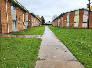 4822 Lee Rd #D11, Cleveland, OH 44128