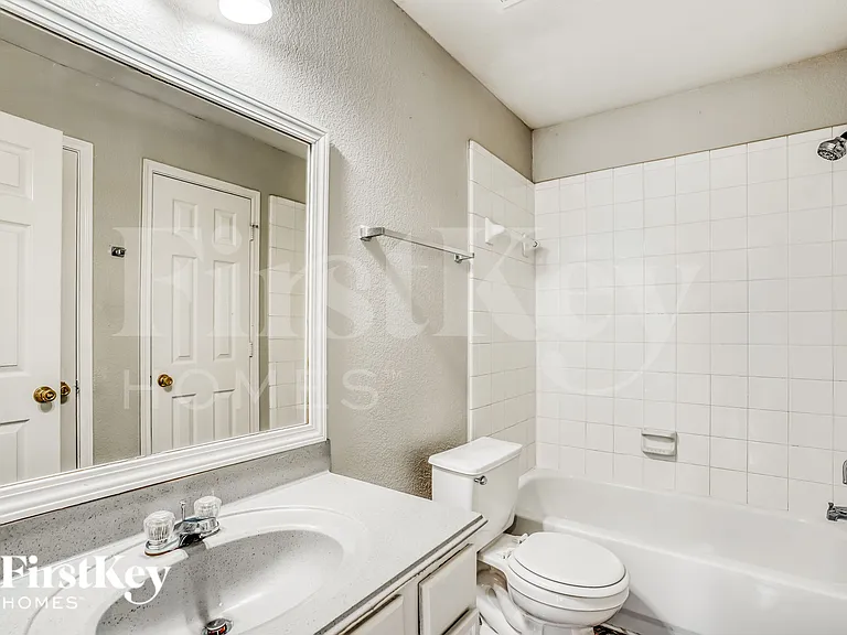 9342 Bowmore Ct — Photo 16