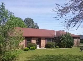 902 Chappie James Ave, Tuskegee, AL 36083