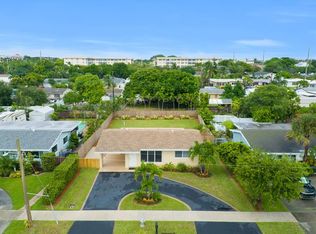 245 SW 3rd St, Boca Raton, FL 33432