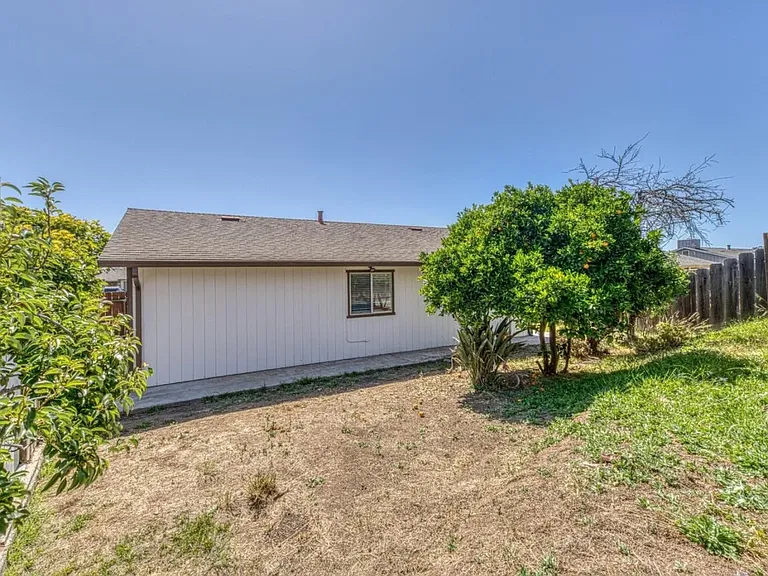 312 Grace Cir — Photo 20