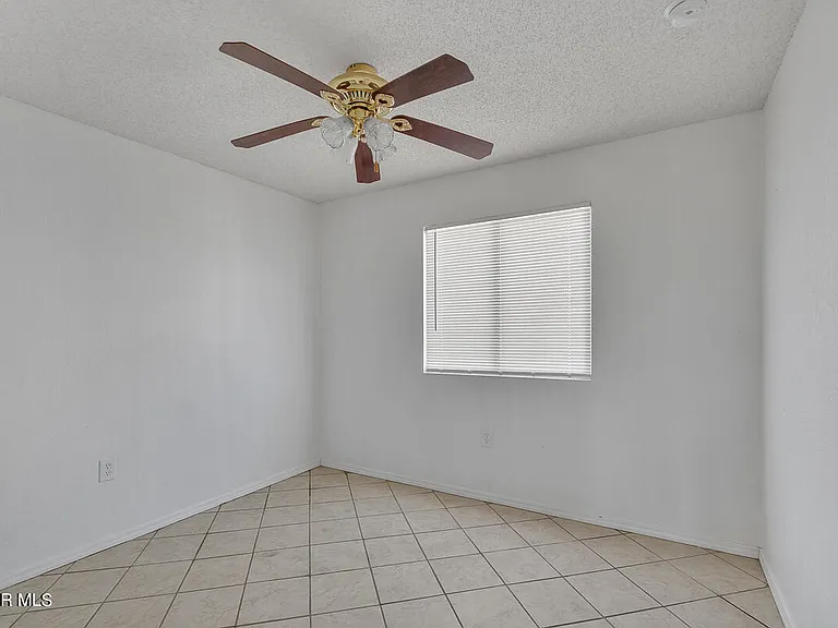 11042 Morning Dew Ct — Photo 10