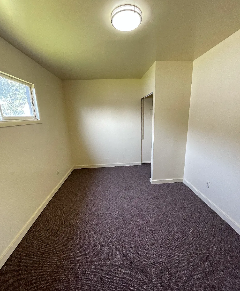 Building Photo - 107 Grimes St #1