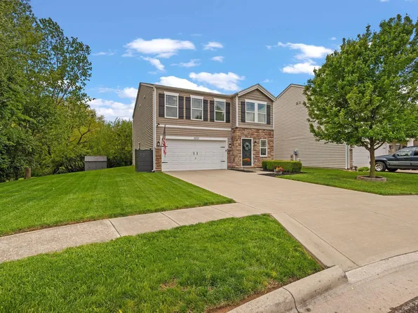 5021 Grimm Dr, Lockbourne, OH 43137
