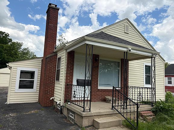 4th image of 1680 Linwood Ave