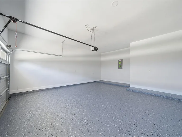 8910 Knoll Leaf Dr — Photo 19