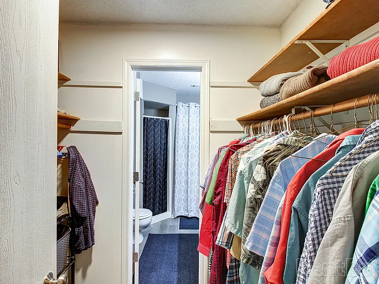 cpa - College Park Apartments — Photo 16