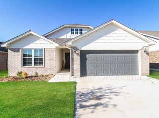 10721 NW 20th St, Yukon, OK 73099