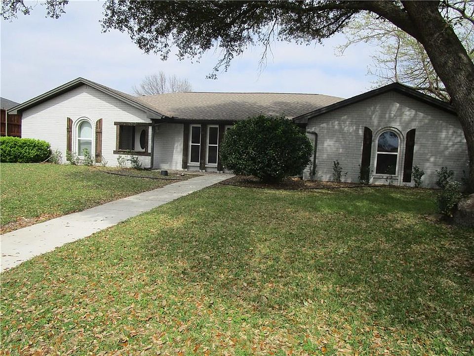 1st image of 2513 Eucalyptus Dr