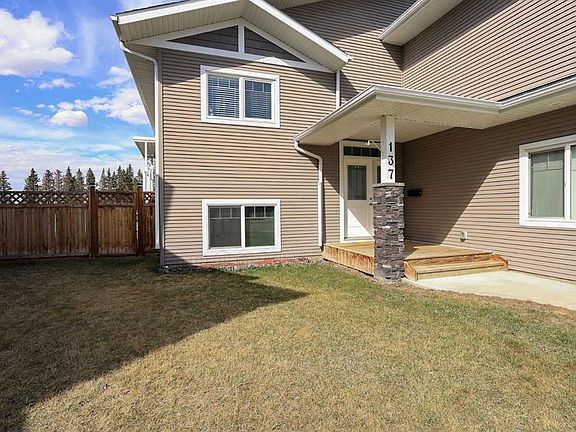 2nd image of 137 S Coachman Way