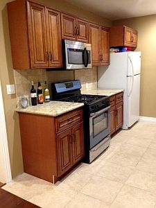 3rd image of 719 W C St