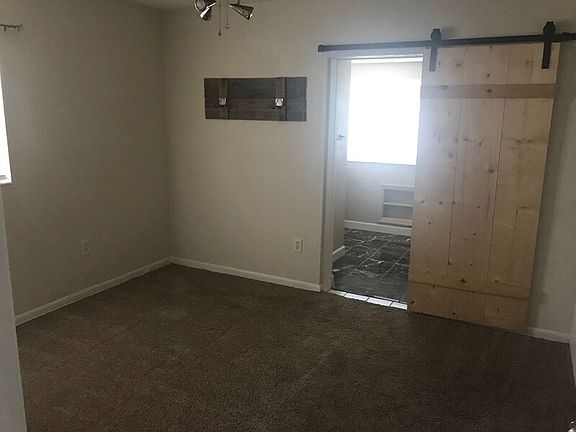 5th image of 1644 Tangerine St