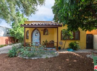 28 E Calaveras St, Altadena, CA 91001