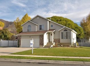 1668 N Lewis And Clark Dr, Centerville, UT 84014