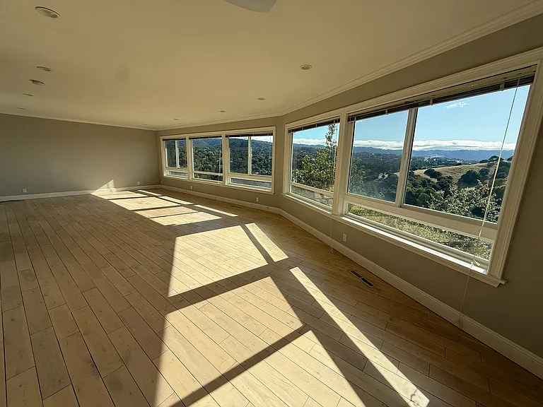 13005 La Cresta Dr — Photo 2