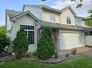 3581 Genevieve Ave N, Oakdale, MN 55128