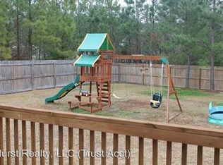 211 Demetrius Ct, Hubert, NC 28539