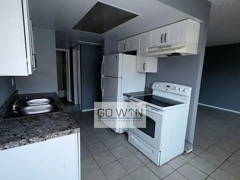 36 E Ingram St — Photo 2
