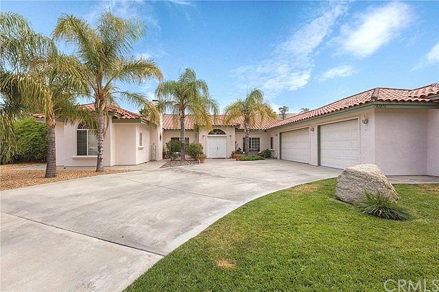 1st image of 42870 Pheasant Hill Pl