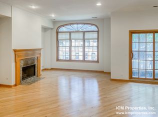 3336 N Sheffield Ave #1, Chicago, IL 60657