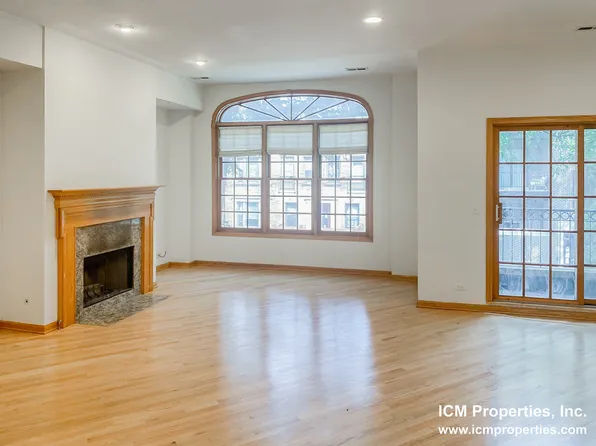 3356 N Sheffield Ave #2, Chicago, IL 60657