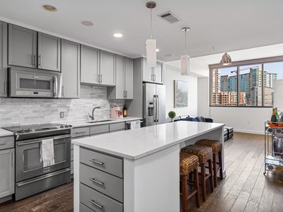 1212 Laurel St APT 206, Nashville, TN, 37203