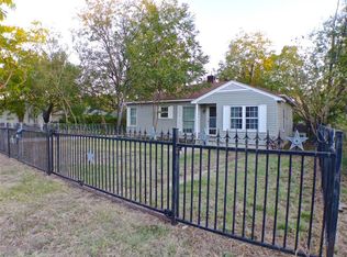 513 Motley St, Grand Prairie, TX 75051