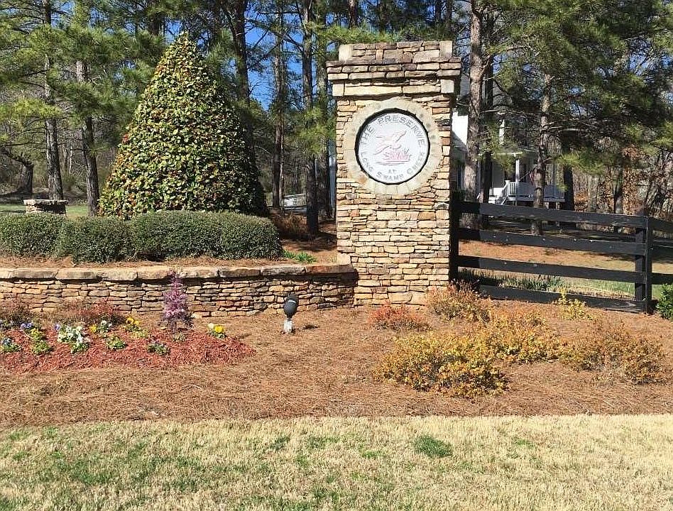 2nd image of 115 Preserve Pkwy