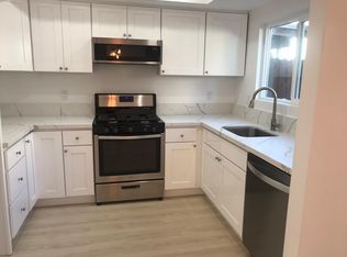 213 Toronto Ave #2, Huntington Beach, CA 92648