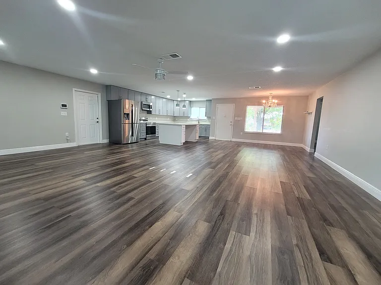 10481 Montpelier Cir — Photo 3