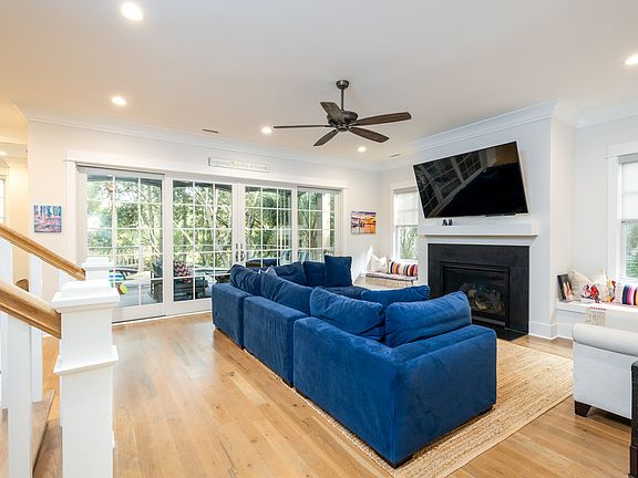 2nd image of 549 Oyster Rake Dr