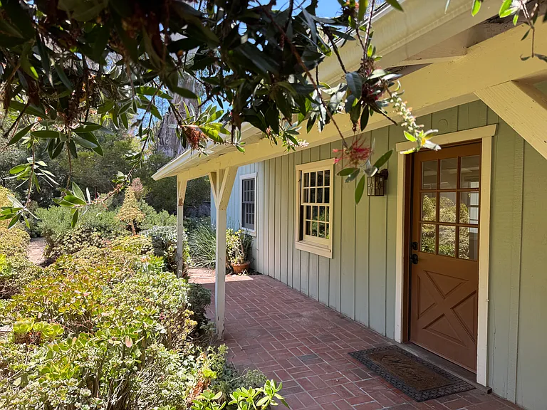 Mesa School Ln — Photo 1