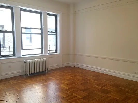 Rented by Metropolitan Equities | media 8