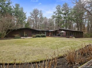 13 Carleton Cir, Boxford, MA 01921