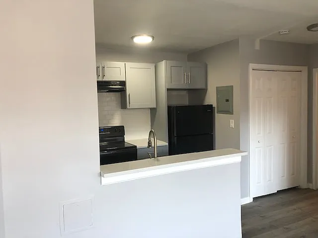 156 South Munn Ave - A-3 — Photo 2