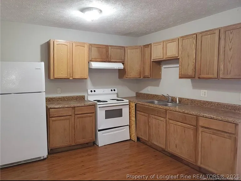 5868 Aftonshire Dr — Photo 5