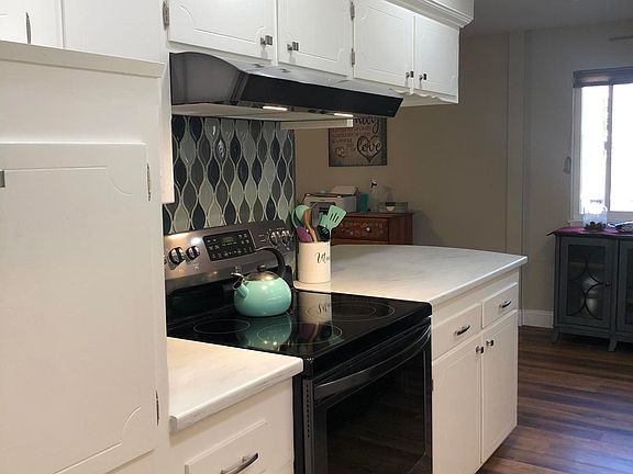 4th image of 2074 Glenrose Dr