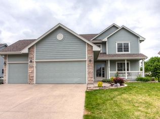 433 17th St SW, Altoona, IA 50009