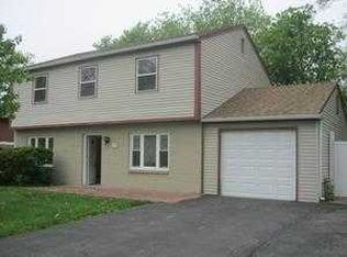 532 Spruce Rd, Bolingbrook, IL 60440