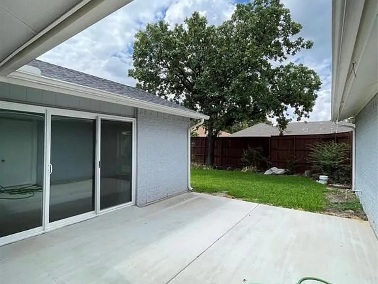 4101 Nightfall Dr — Photo 16