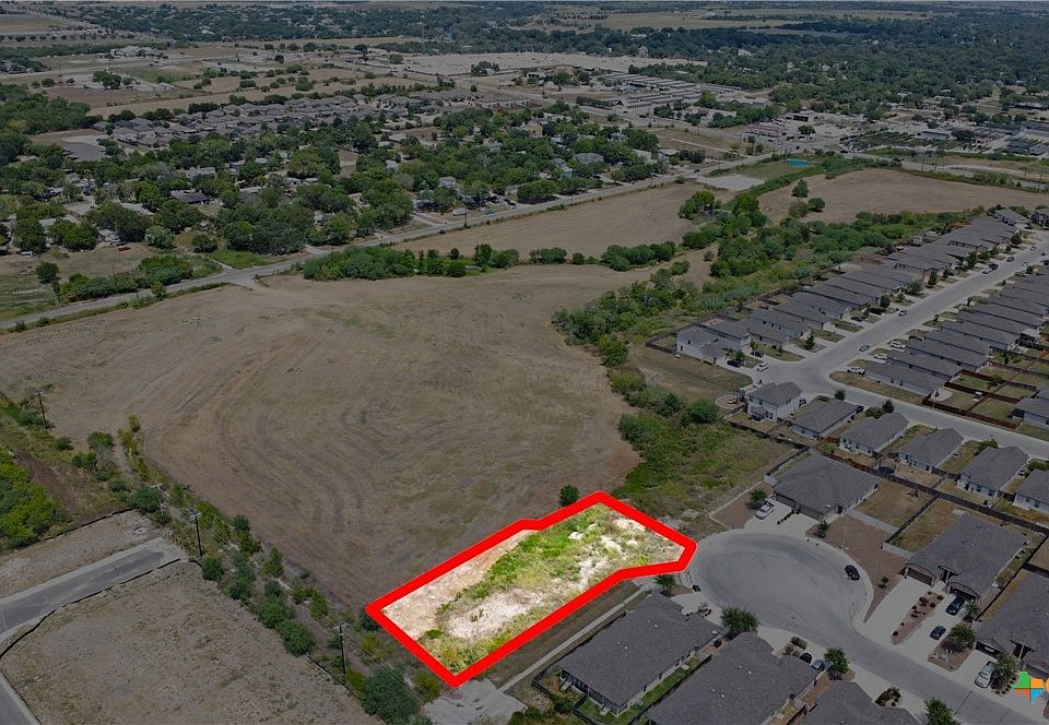 1st image of 1 Stacy Ln