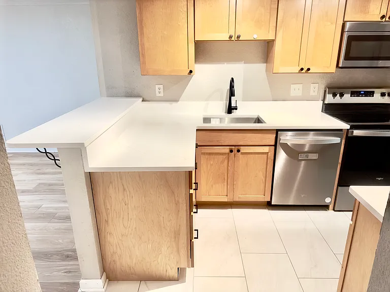 1011 156th Ave NE #C116 — Photo 12