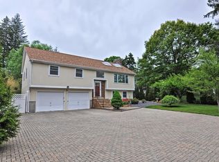 4 Temple St, Framingham, MA 01702